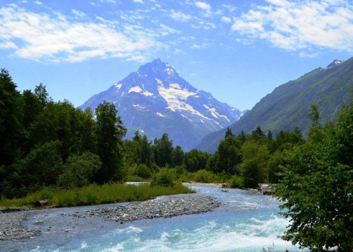 Водопад на реке Белая в Архызе