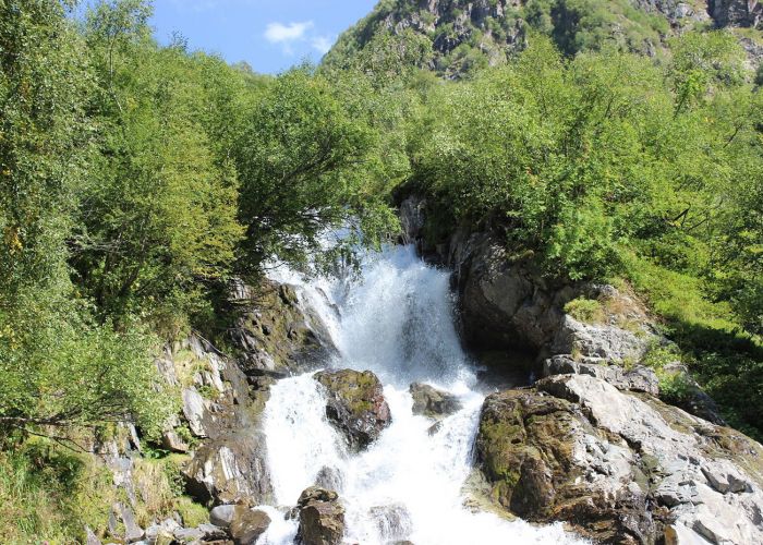Чучхурские водопады Домбай